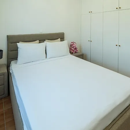 Flam Villa